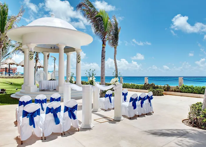 Occidental Tucancun