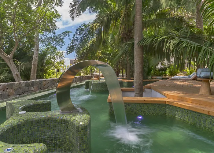W Punta De Mita Hotel