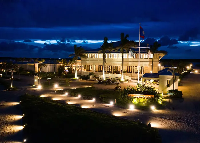Mahogany Bay Resort And Beach Club, Curio Collection San Pedro 