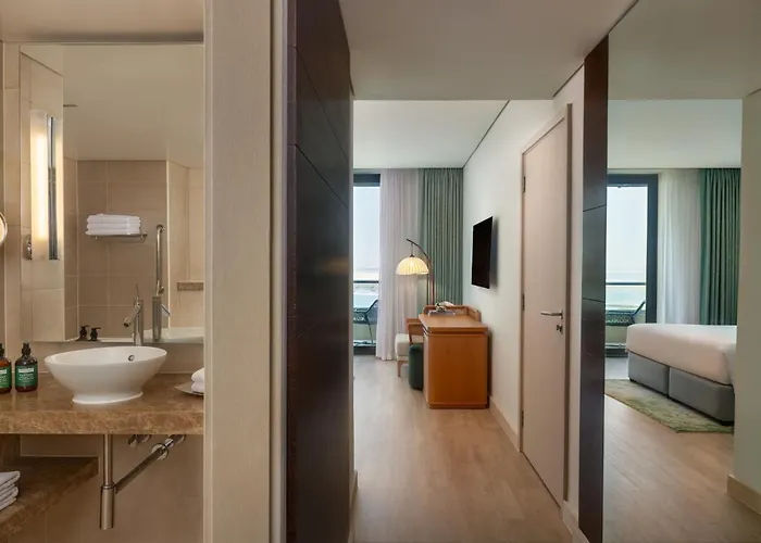 Yas Plaza Mangroves By Ihg Hotel Abu Dhabi