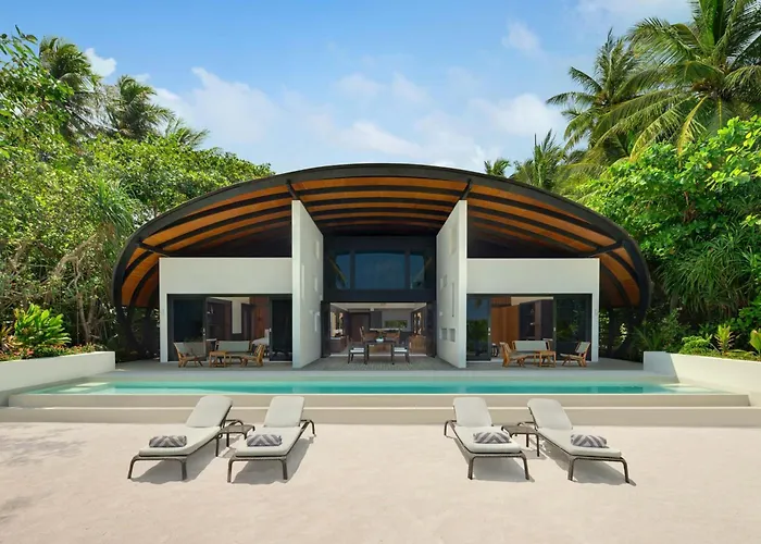 The Westin Maldives Miriandhoo Resort Eydhafushi