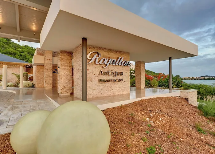 Royalton Antigua, An Autograph Collection All-Inclusive Resort Five Islands Village