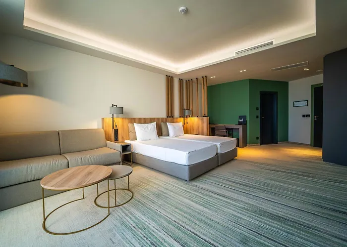 Hvd Reina Del Mar - Premium Spa Service & Free Parking Obzor