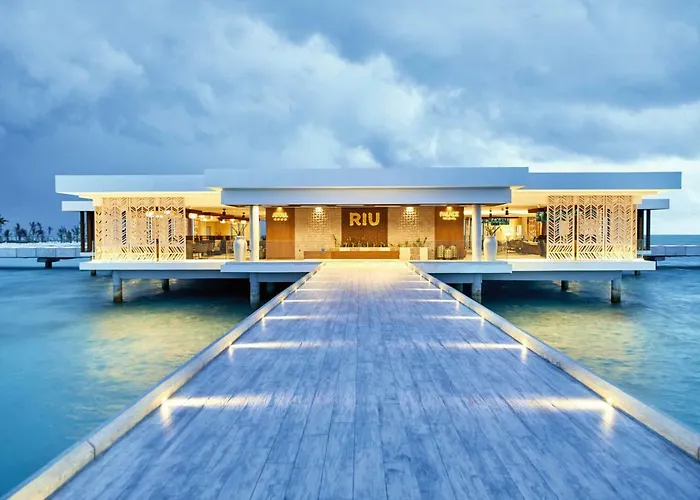 Riu Palace Maldivas Kudahuvadhoo